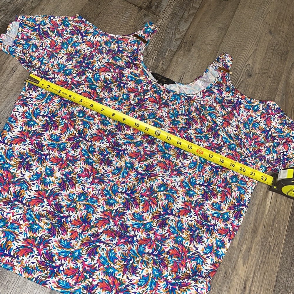 Thalia Sodi womens shirt top sexy cold shoulder size large oversized